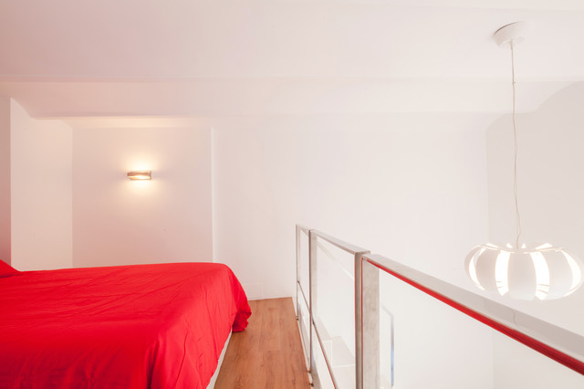 Rehabilitaci&oacute;n de apartamento. Rojo Arquitectos contemporary-bedroom