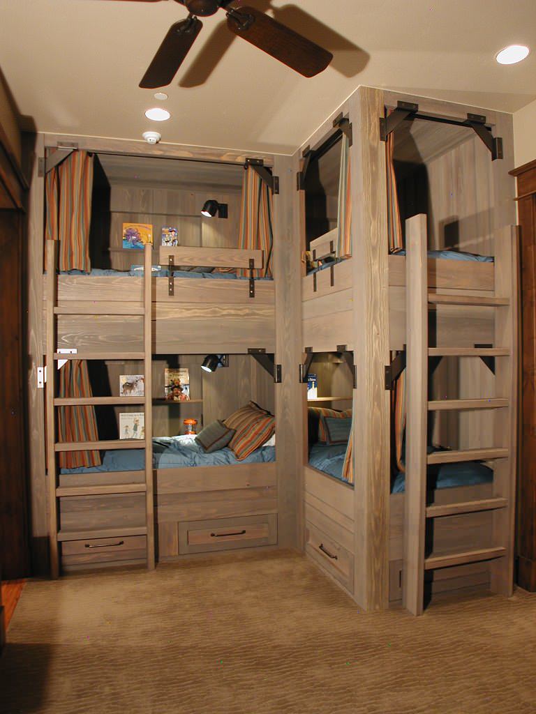 75 Beautiful Built In Bunk Beds Home Design Ideas & Designs | Houzz AU