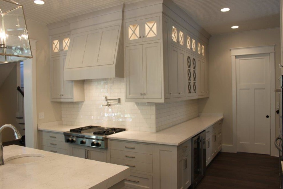 Transitional kitchen photo in Indianapolis