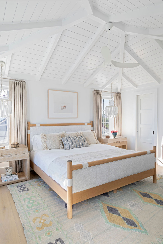 Modern Beach Style Bedroom