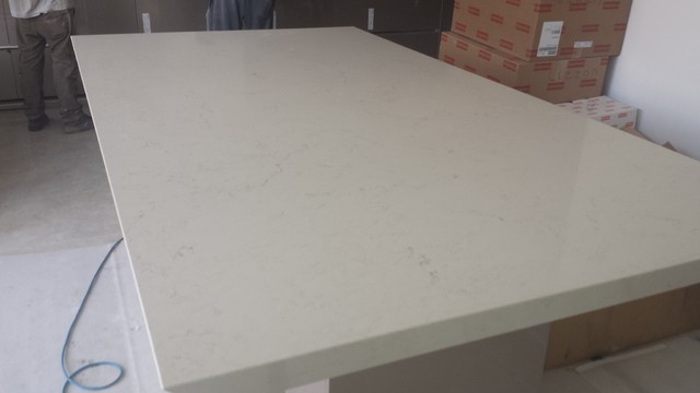 Caesarstone Dreamy Marfil 50mm 100mm Thickness Modern London By Mkw Surfaces Houzz Au