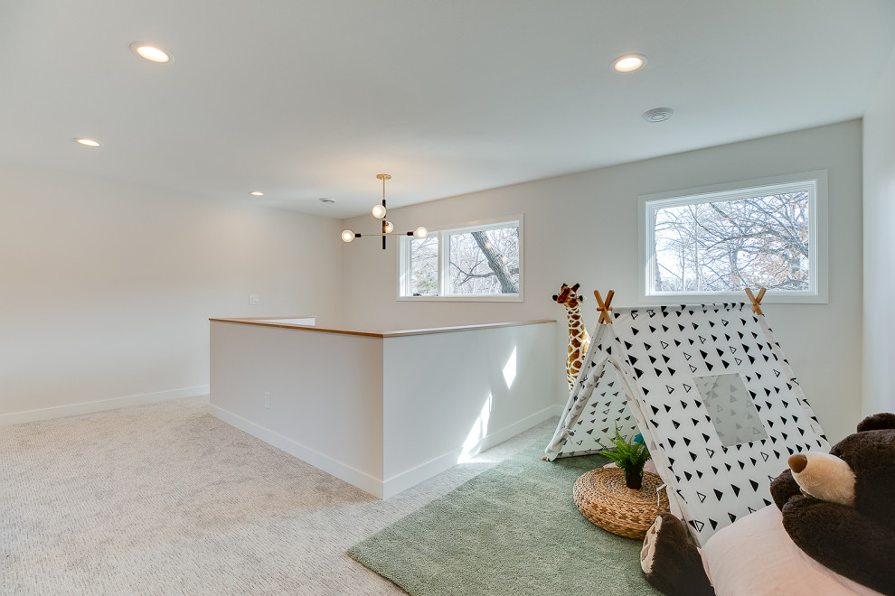 Midcentury grows up in Arden Hills