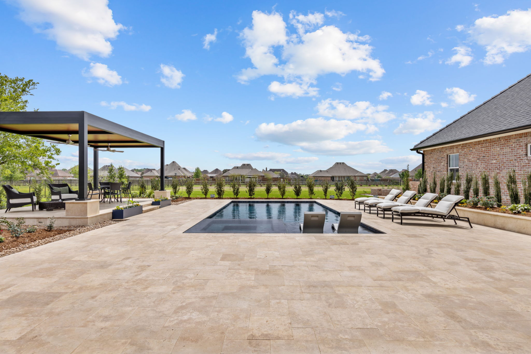 Parade Home-2025