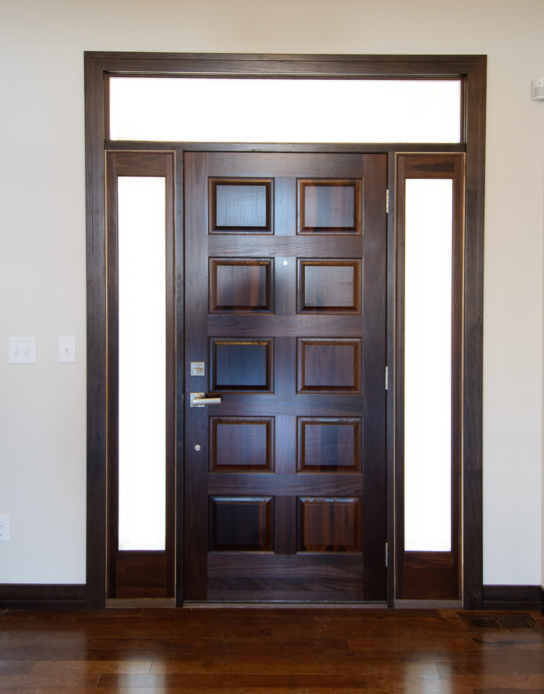 Entryway - transitional entryway idea