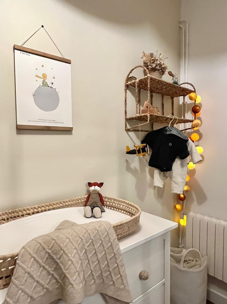 Petite CHAMBRE BEBE créée dans un salon
