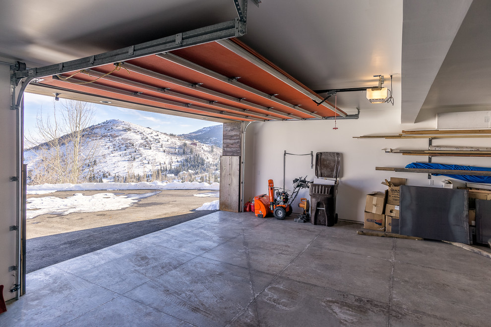 Design ideas for a contemporary garage in Salt Lake City.