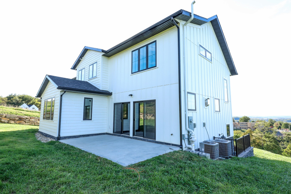 Cheat Lake: Spec Home