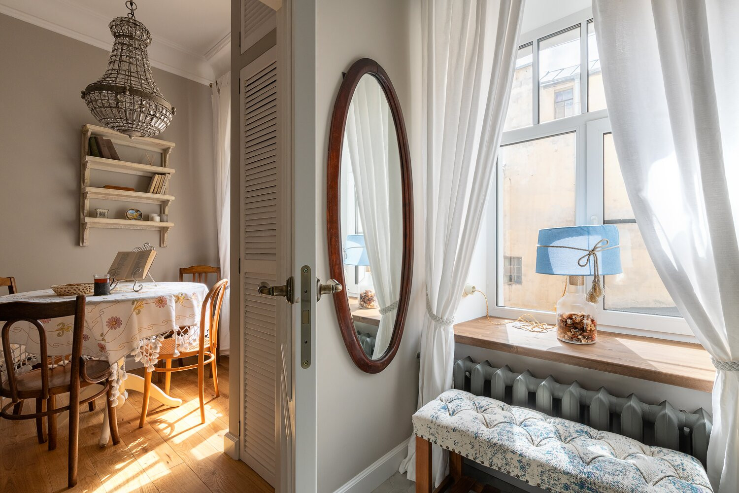 ...И под аркой на Галерной наши тени навсегда...