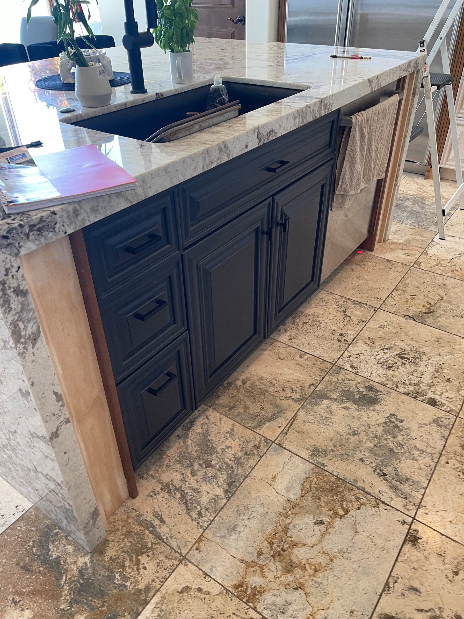 Two Tone Kitchen Reface and Partial Build