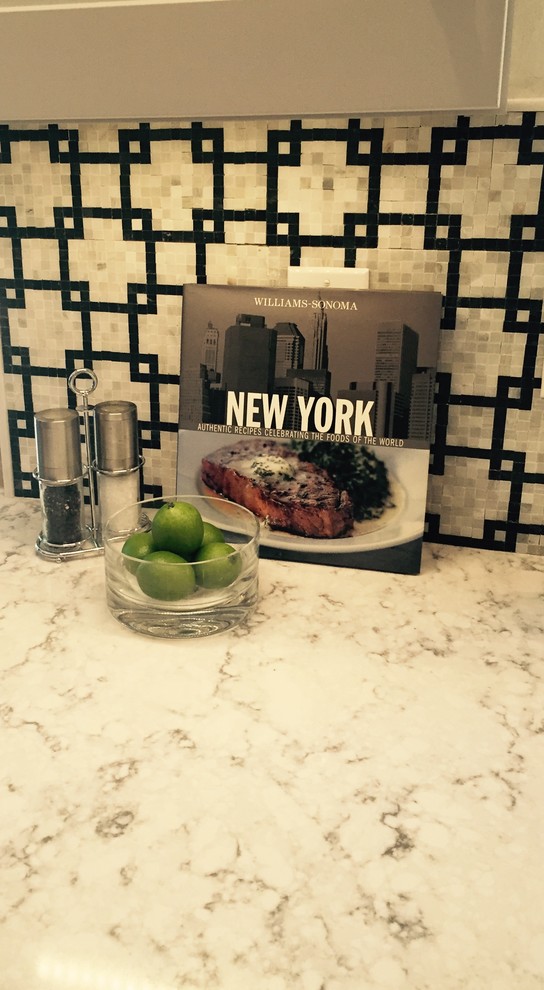 Inspiration for a transitional kitchen remodel in Cincinnati