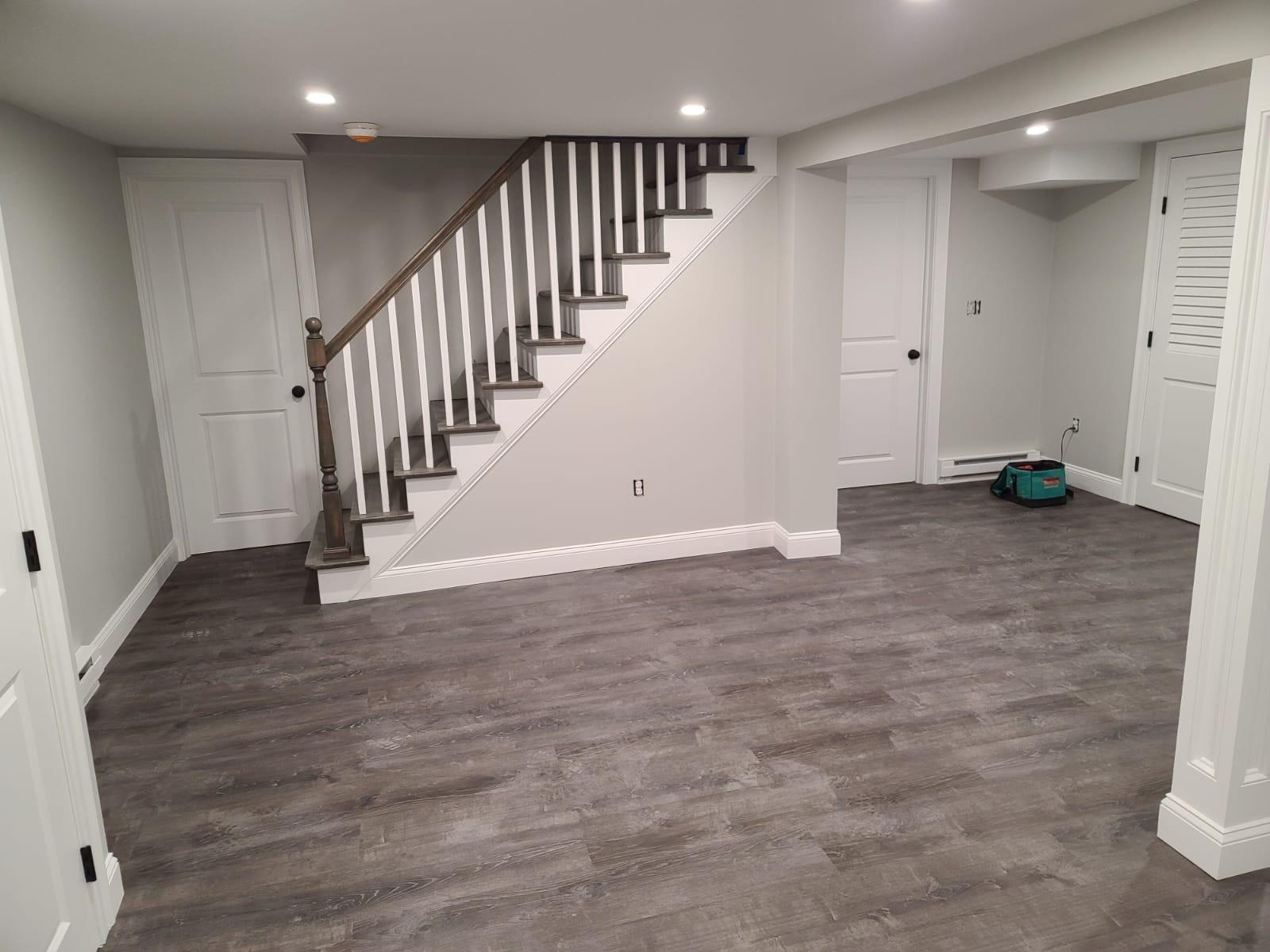 bedroom, Bathroom and basement remodeling