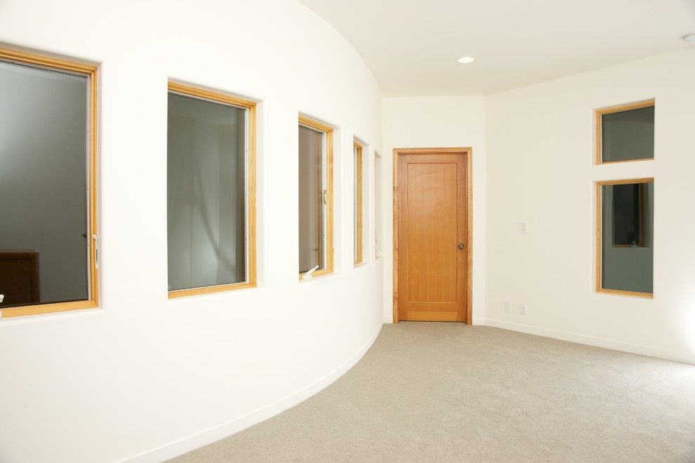 Авторский проект дома для круглогодичного проживания на одну семью  - 250 м2