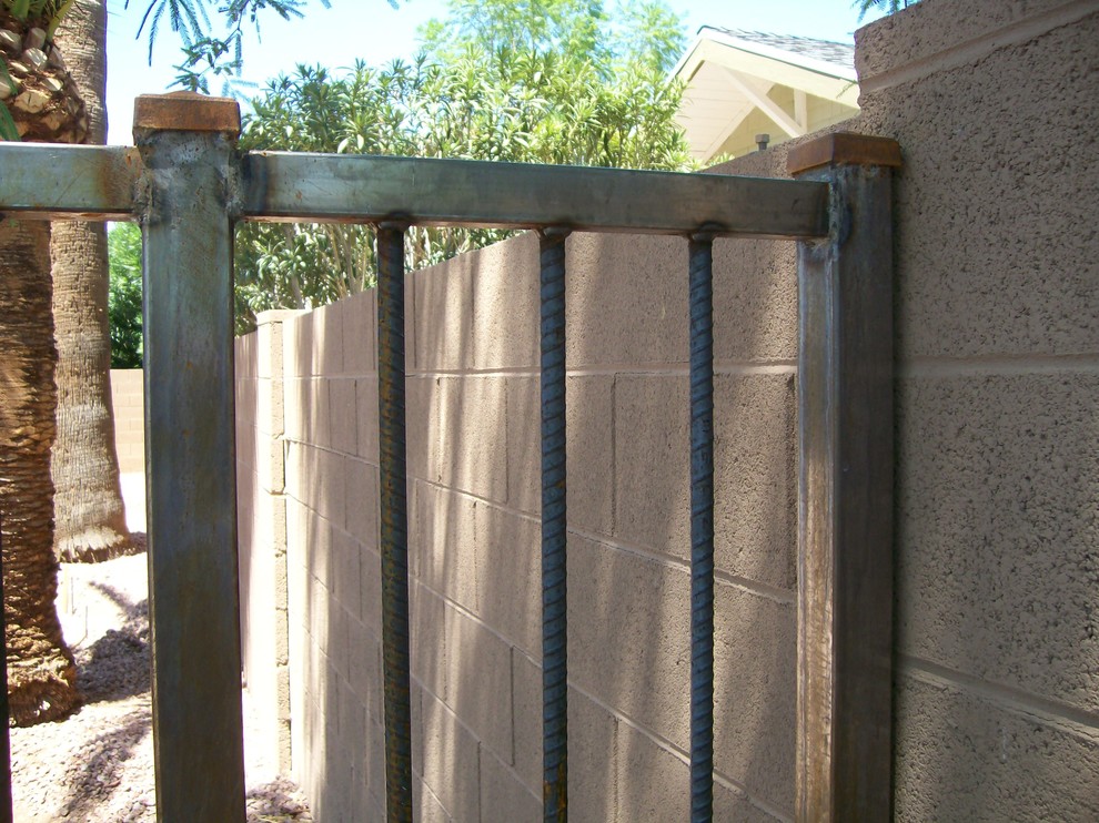 Transitional backyard gravel patio photo in Phoenix