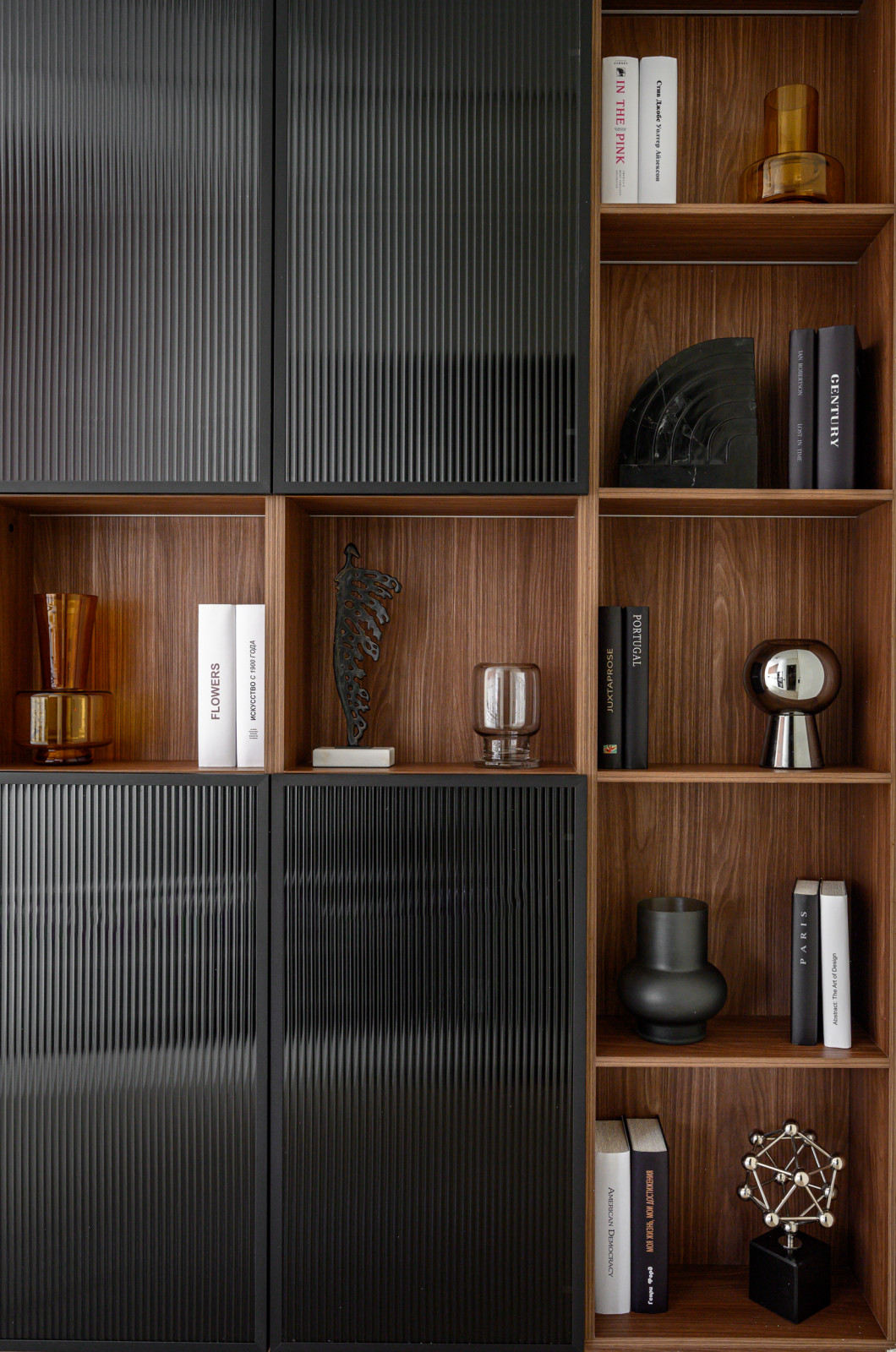 Публикация в журнале REDESIGN.  Реализованный дизаин-проект в "ЖК Огни"