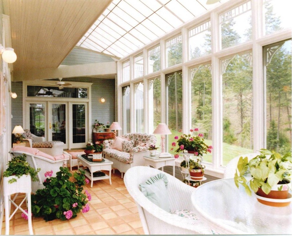 Inspiration for a large timeless sunroom remodel in Seattle