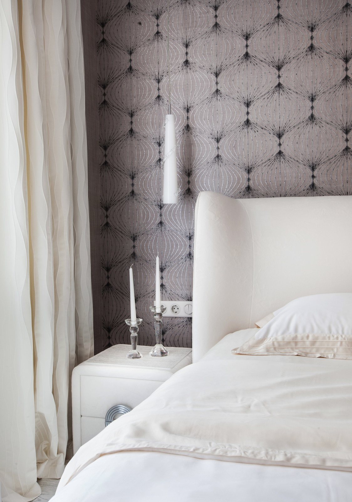 Красно-белый интерьер