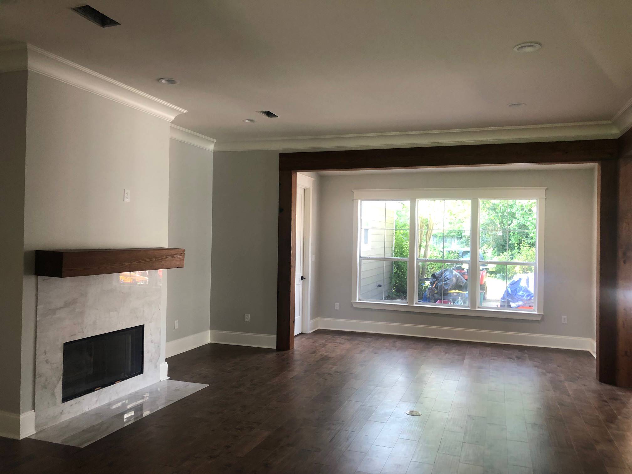 Living room photo in New Orleans