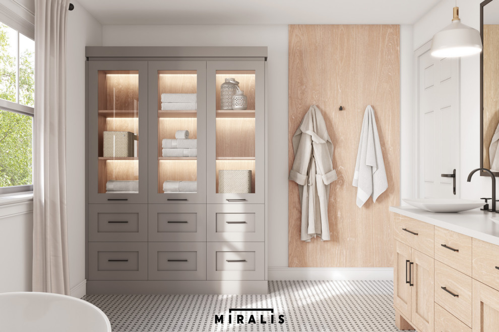 Bathroom - bathroom idea in Tampa
