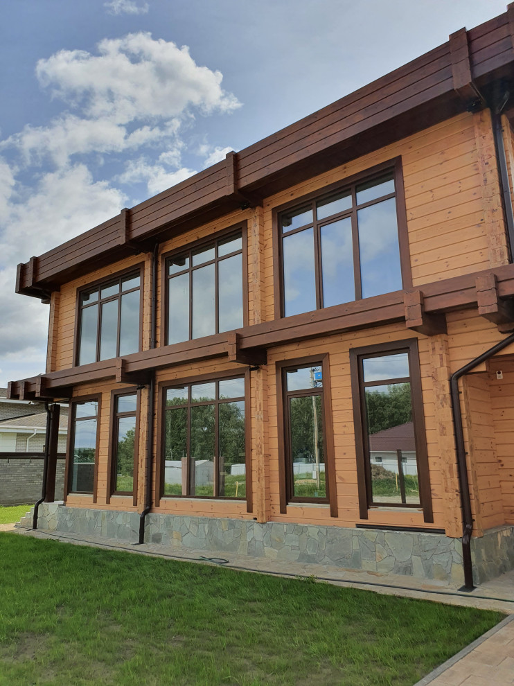 Дом из клееного бруса в пригороде Барнаула