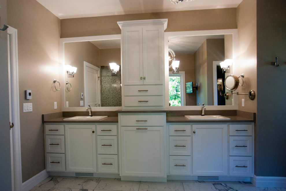 Design ideas for a mid-sized traditional master bathroom in Other with a drop-in sink, flat-panel cabinets, white cabinets, engineered quartz benchtops, a drop-in tub, an open shower, a two-piece toilet, multi-coloured tile, mosaic tile, brown walls and ceramic floors.