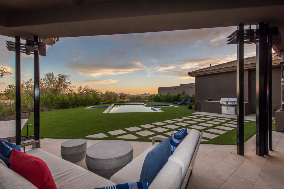 Inspiration for a transitional home design remodel in Phoenix