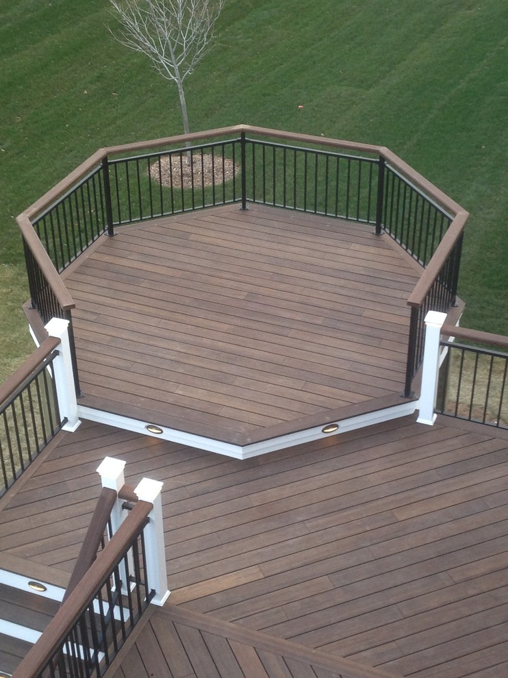 Inspiration for a transitional deck in Minneapolis with no cover.