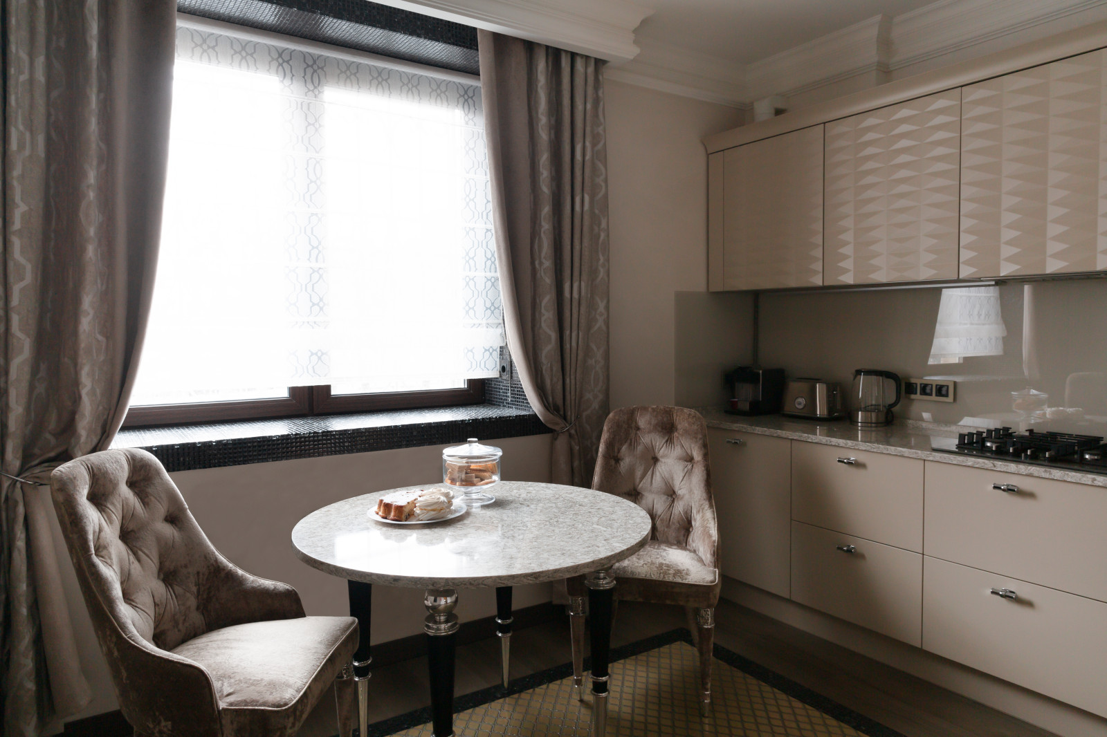 Современная классика Ар-деко на ВДНХ