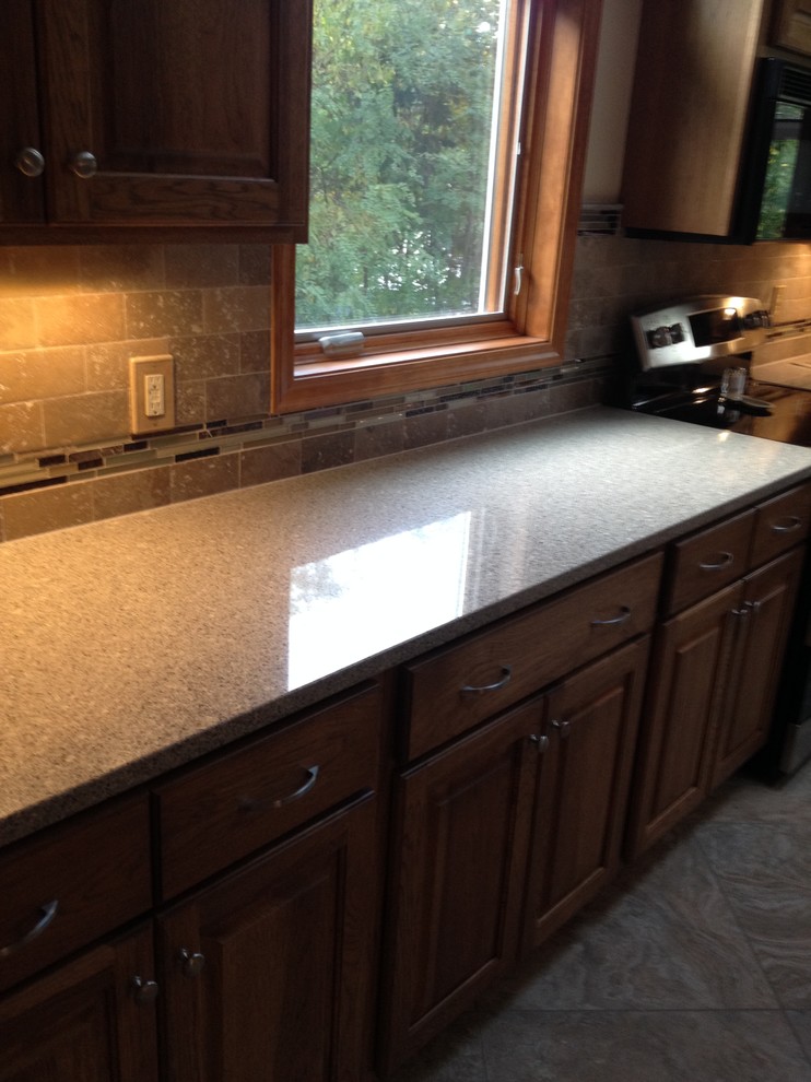 Inspiration for a transitional kitchen remodel in Chicago