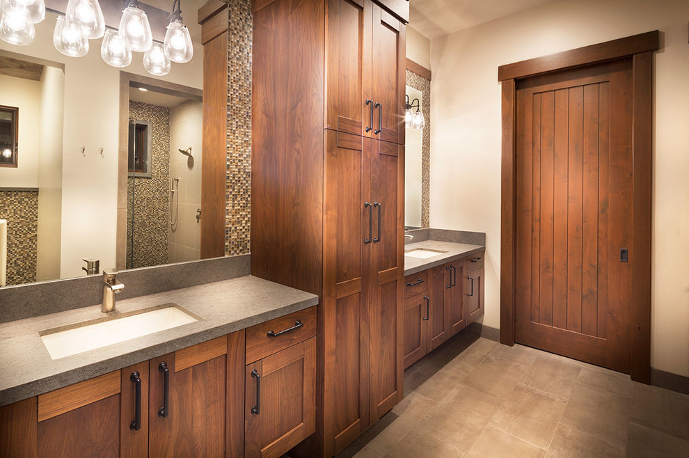 Bathroom - rustic bathroom idea