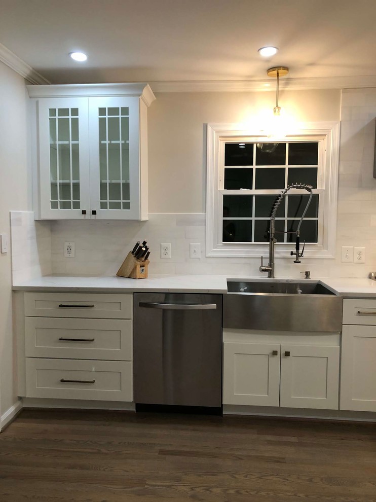 Home design - transitional home design idea