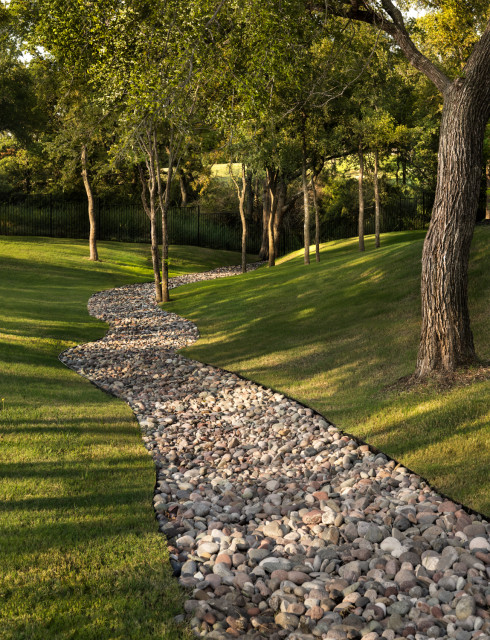 Silver Leaf Project contemporary-garden