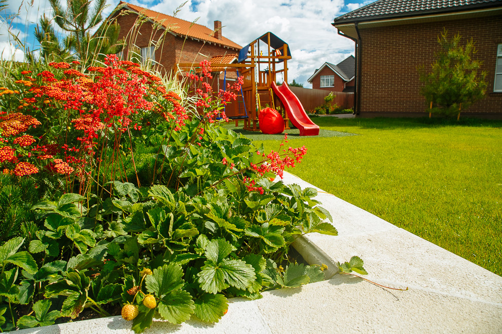 Времена года в саду "Красный октябрь"