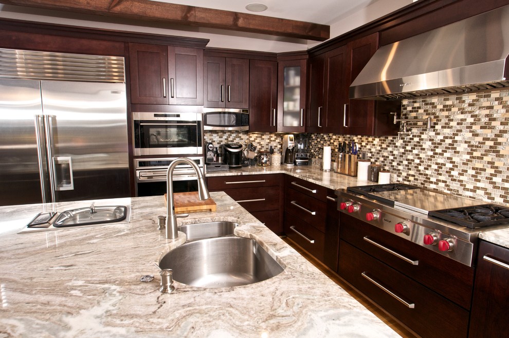 MODERN KITCHEN CHERRY