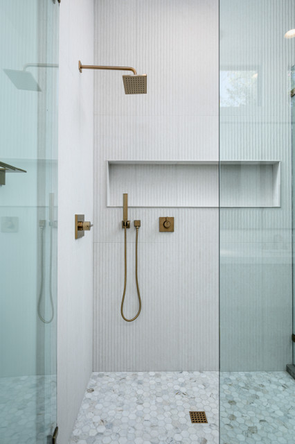 30th Way modern-badezimmer