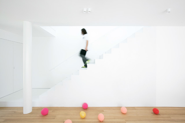 House EA contemporaneo-escalera