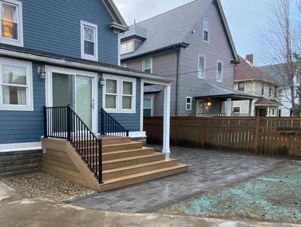 Horizontal fence & Decking
