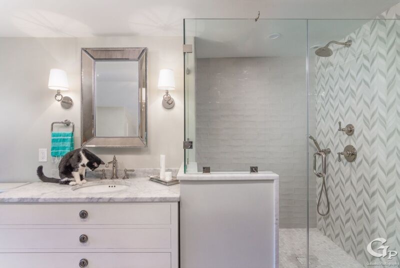Modern loft bathroom with antiqe feel