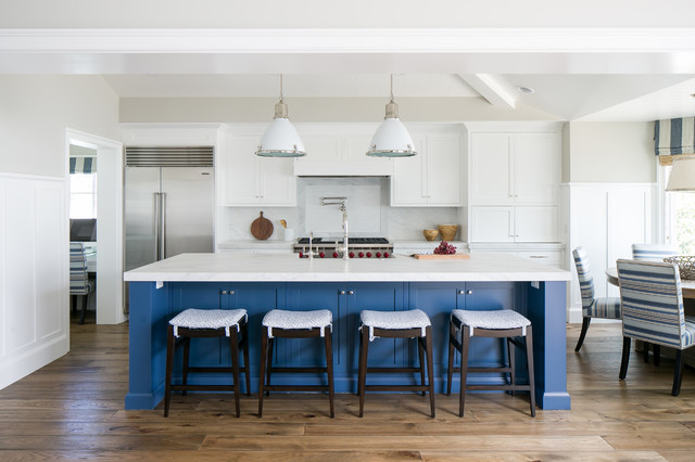 Driftwood coastal-kitchen