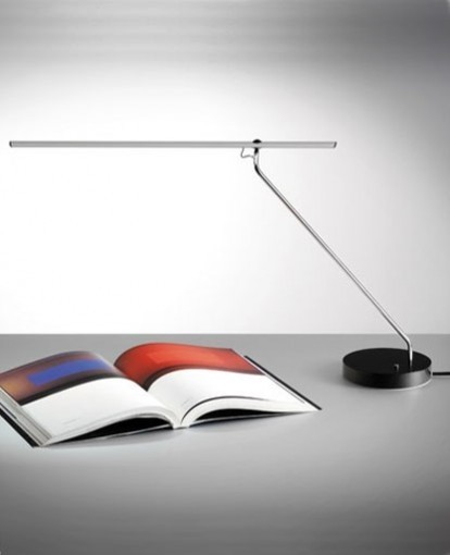 Let T LED table lamp