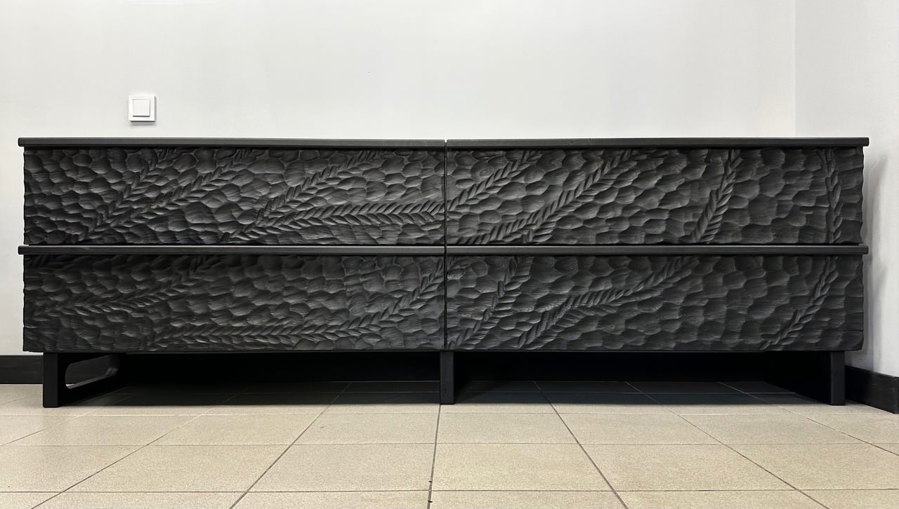 Дебри. Комод