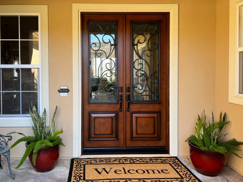 Photo of an entryway in Orange County.