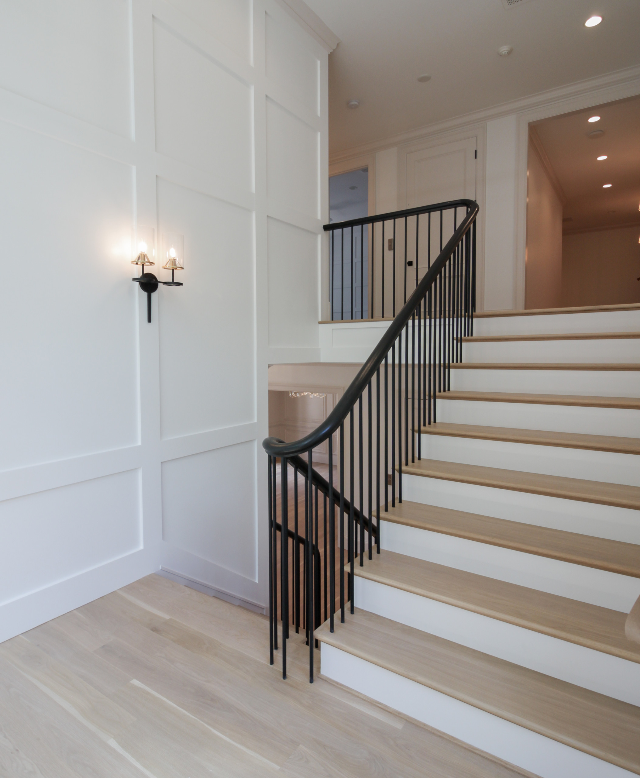 88_Clean & Modern Staircase, Arlington VA 22207