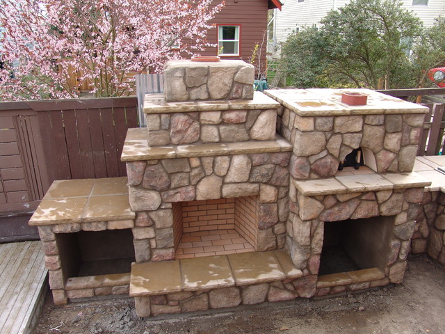 Outdoor Fireplaces And Pizza Ovens