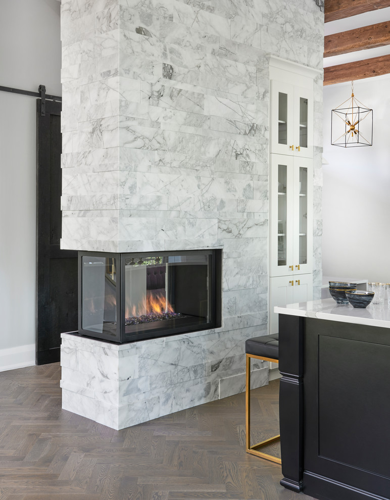 Transitional kitchen photo in Toronto