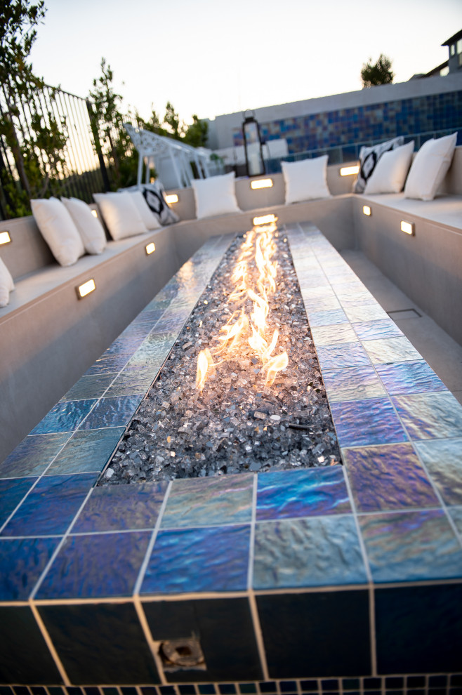 Fire pit