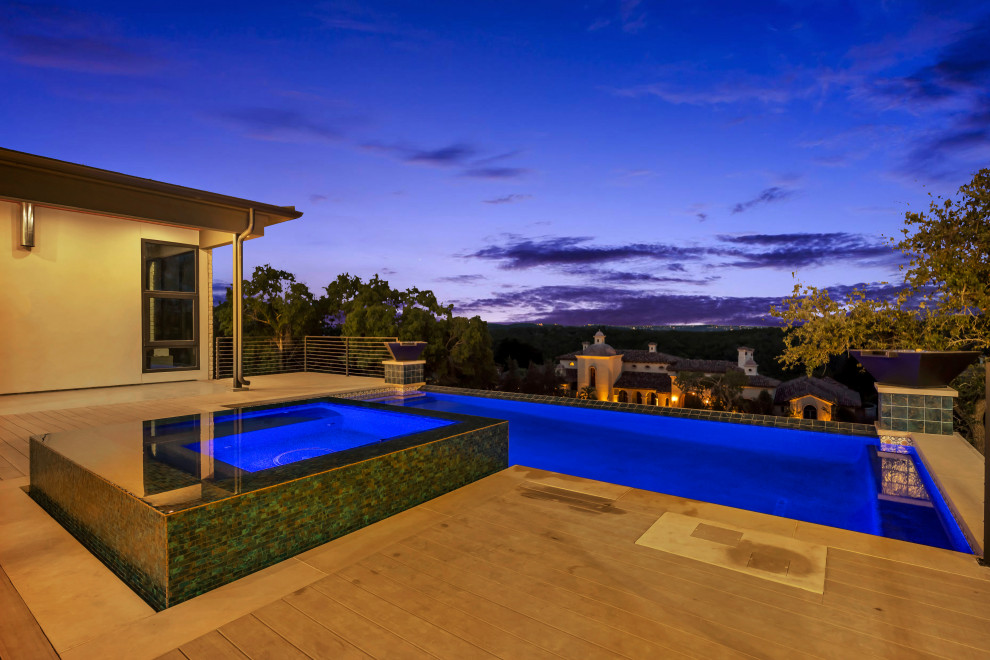 Seven Oaks Contemporary