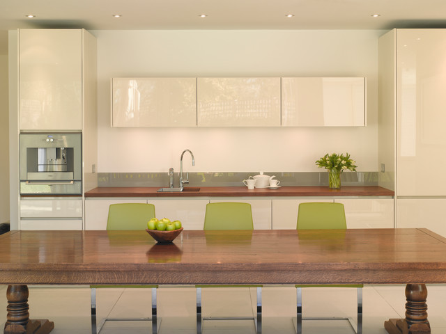 Brown Case Study contemporary-kitchen
