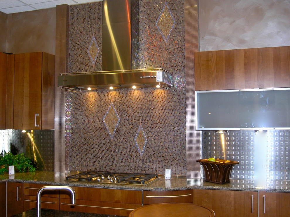Kitchen photo in Chicago with glass tile backsplash