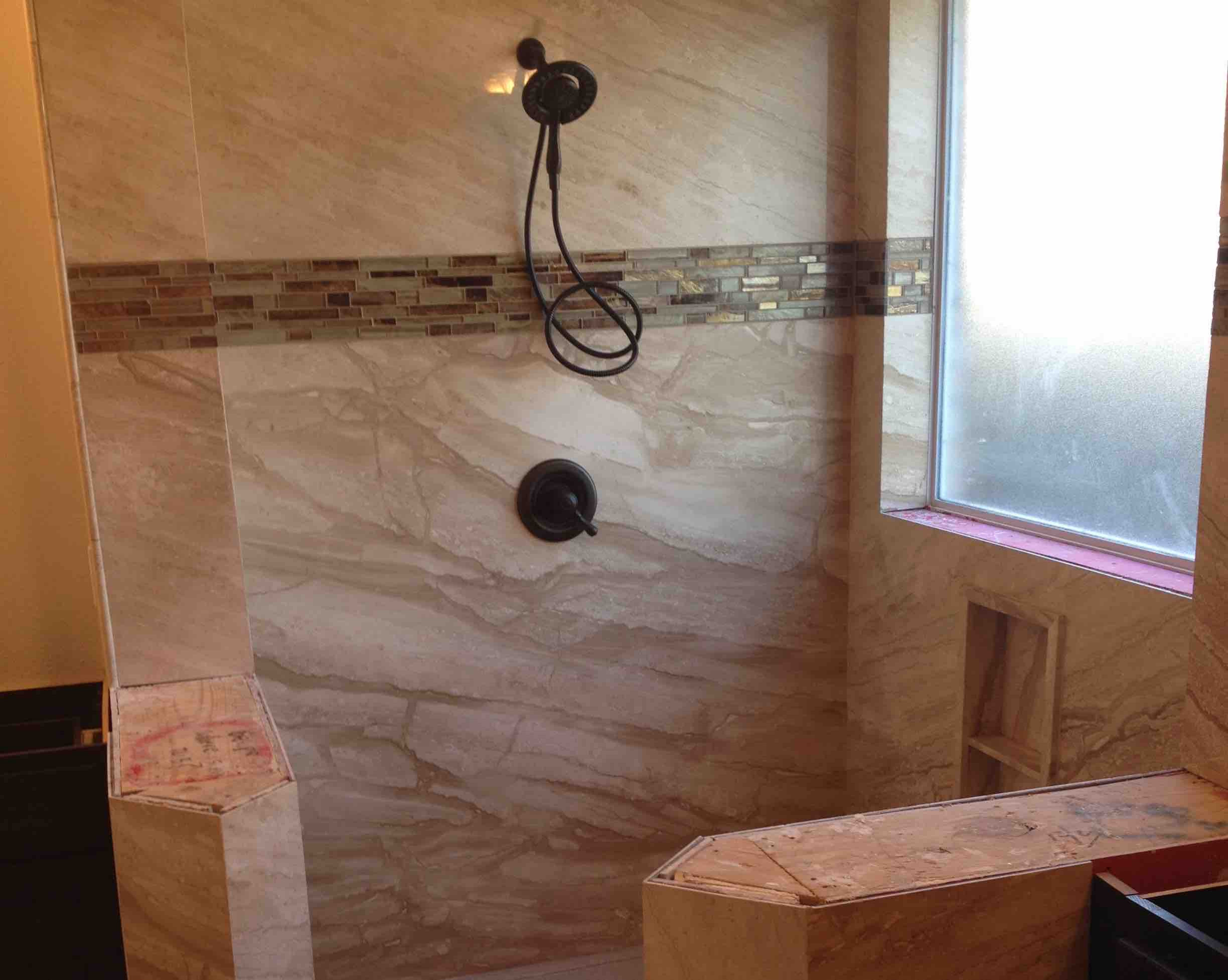 Tubs/ Showers