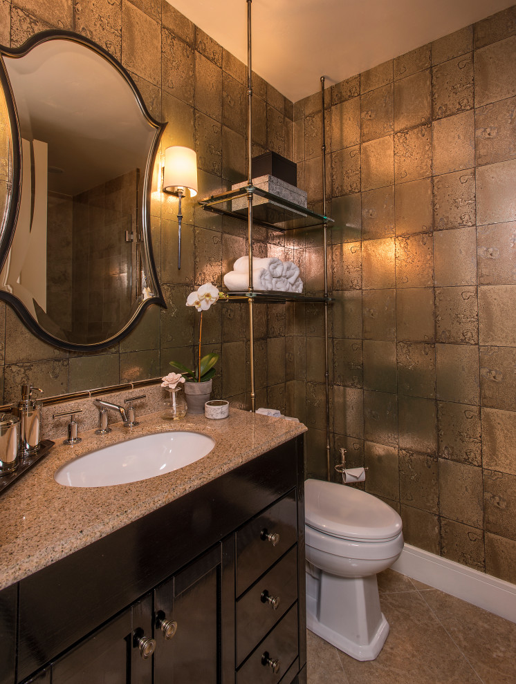 Transitional home design photo in Phoenix